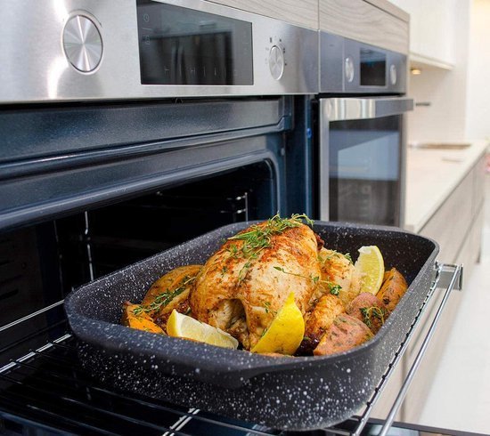 Oven Dishes With Silicone Handle - 3 Piece - Non-stick Coating - 30/40/46 cm - Black - Royalty Line - Image 2